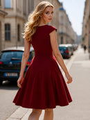 Vestido Evasê Elegante Gola Redonda