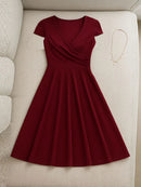 Vestido Evasê Elegante Gola Redonda