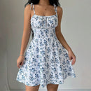 Vestido Curto de Praia Floral com Alças Finas