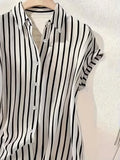 Camisa Social Feminina Listrada Ombro Caído