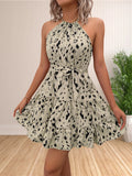 Vestido Boho Halter Curto com Babados